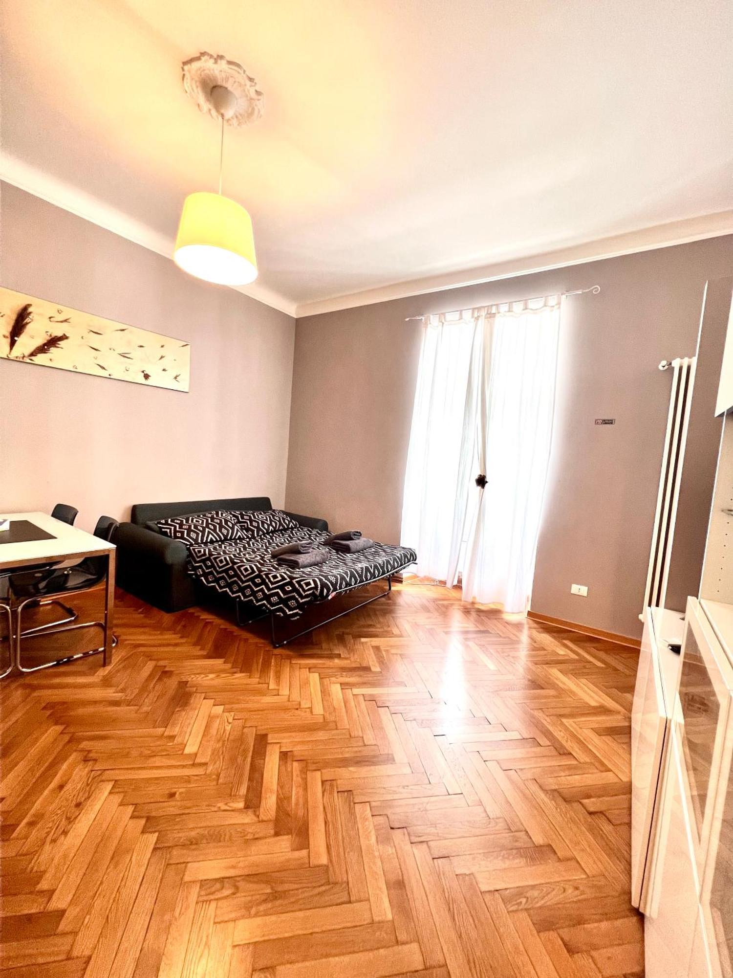 Residence Montanelli ตรีเอสเต ภายนอก รูปภาพ