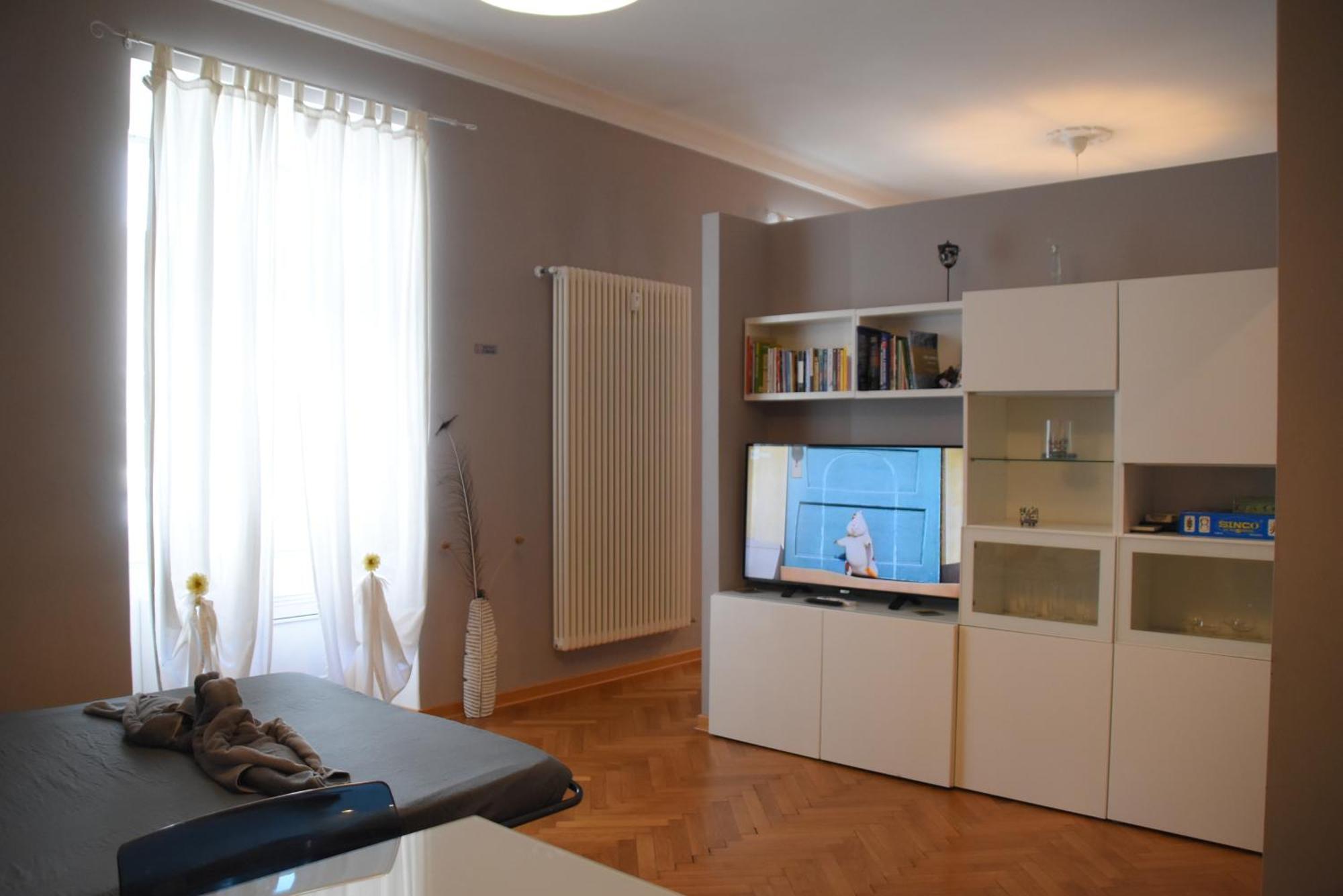 Residence Montanelli ตรีเอสเต ภายนอก รูปภาพ